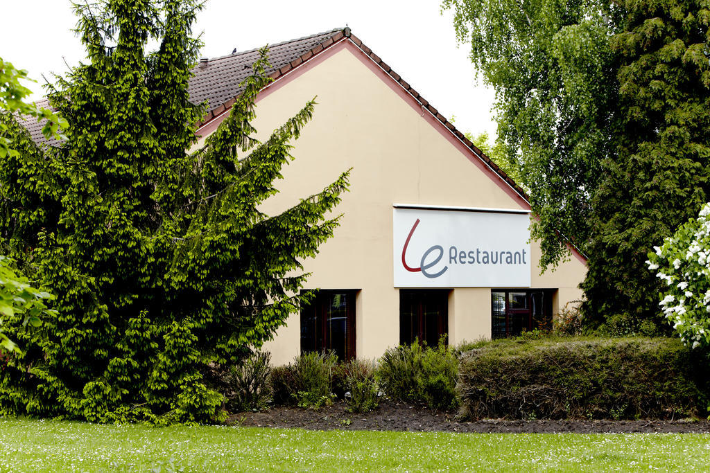 Campanile Maubeuge Hotel Exterior photo