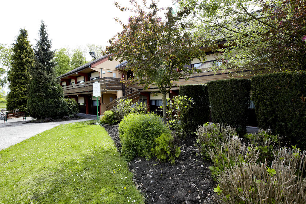 Campanile Maubeuge Hotel Exterior photo