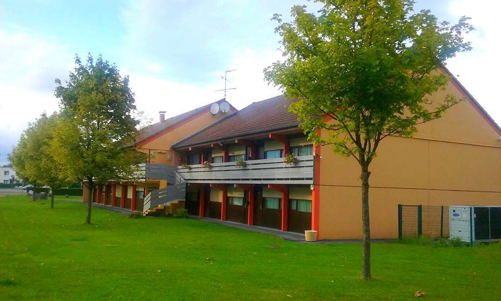 Campanile Maubeuge Hotel Exterior photo